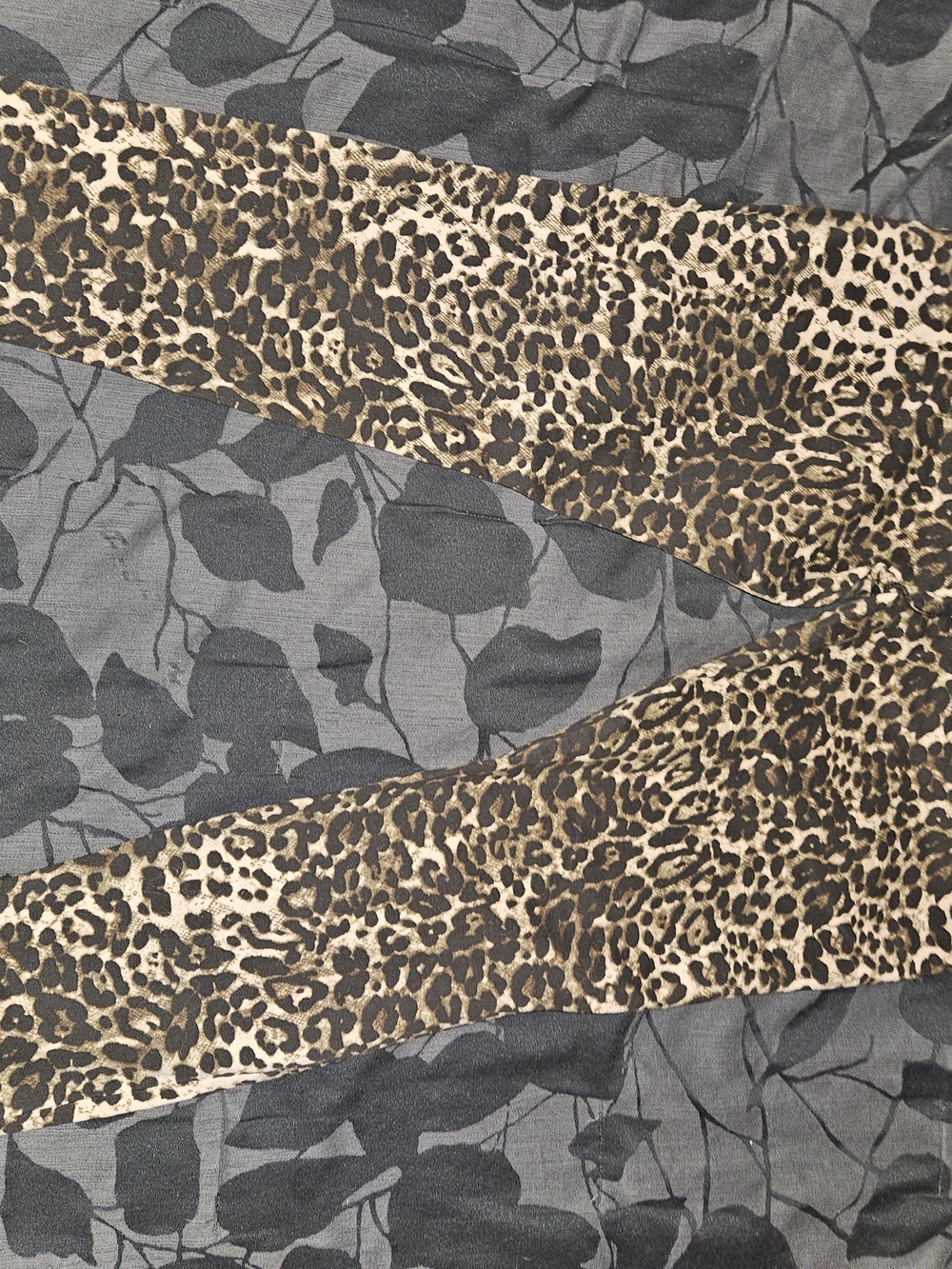 Leopard Print Women's Skinny Jeans - Brown/Black